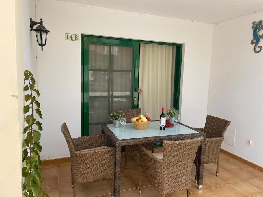 Puskas Apartman Коста-де-Антигуа Экстерьер фото