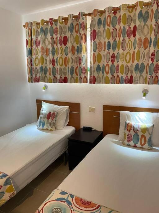 Puskas Apartman Коста-де-Антигуа Экстерьер фото